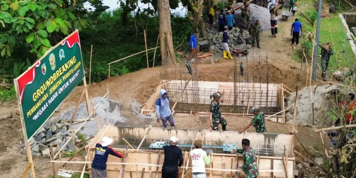 foto PEMBAGUNAN TNI